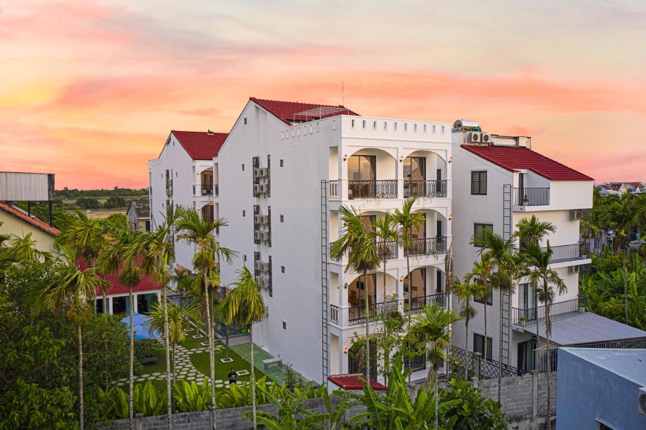 Legend Charm Boutique Hoi An Hotel Экстерьер фото